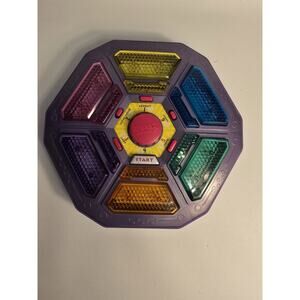 Tiger Electronics Super Copycat Simon Says Electronic Memory Game 1998